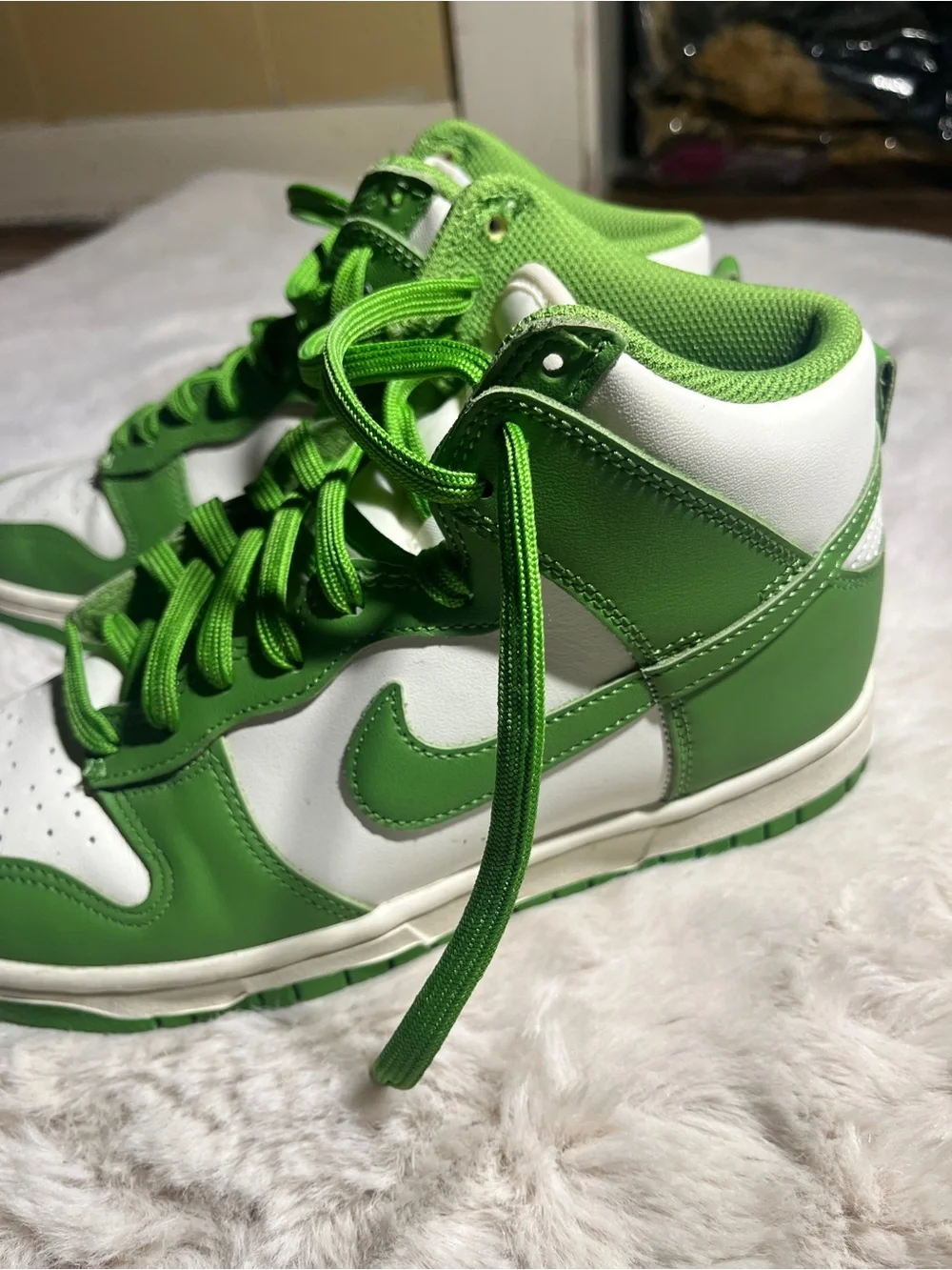Nike Dunk High Chlorophyll Green Sail Sneakers Women’s 8 DD1869-300